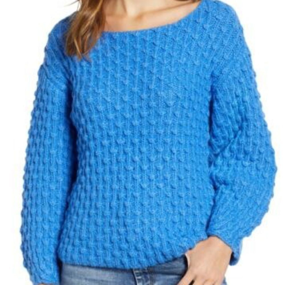 Love by Design Knot Stitch Sweater sz Med in Blue.